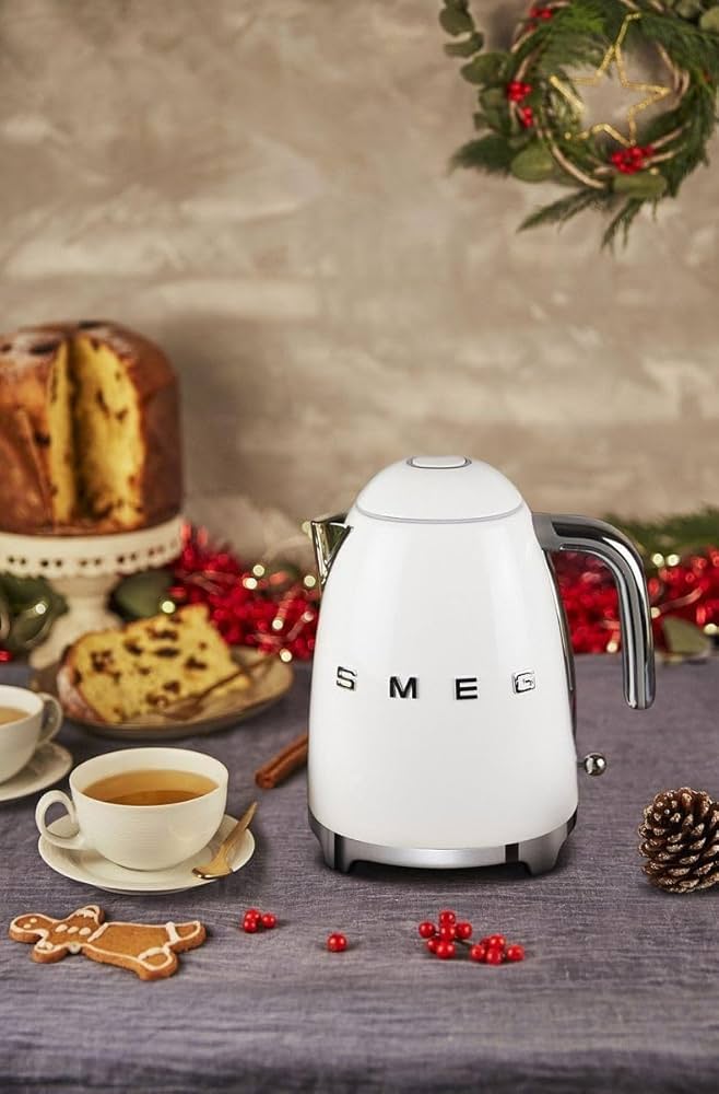 Smeg 2400W Retro Electric Kettle, 1.7 Litre Capacity, Ice White